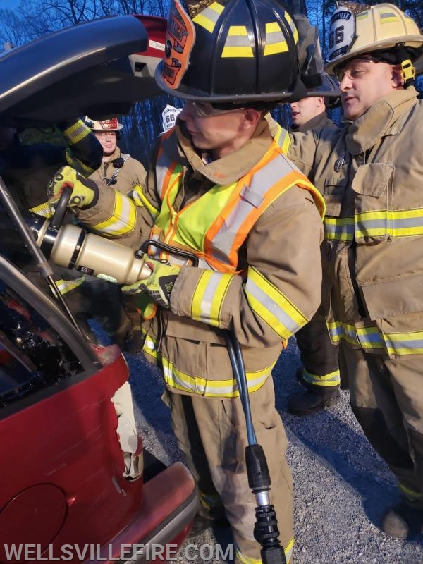 Entrapment Training 4-16-19, photo by Ken Eshleman Jr.